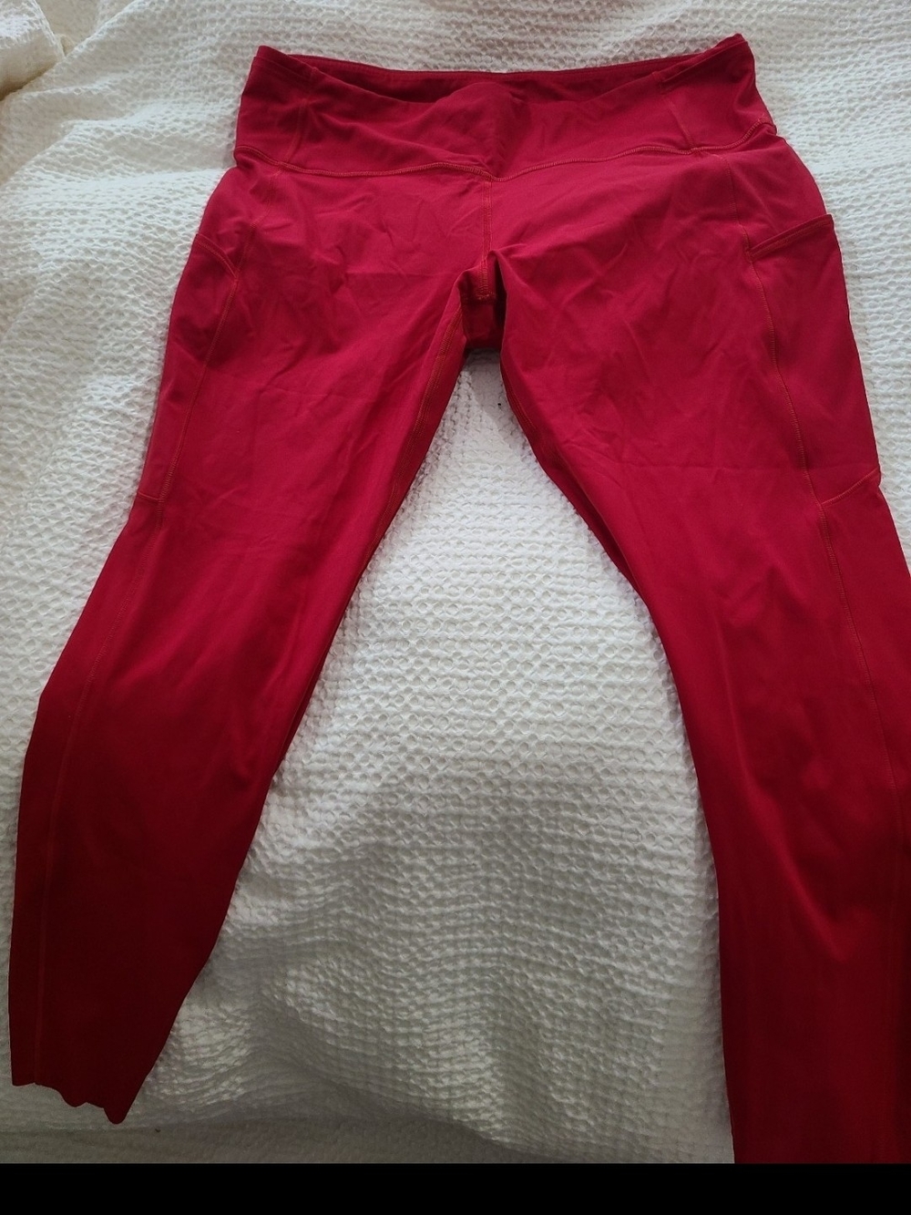 Lululemon capri red leggings